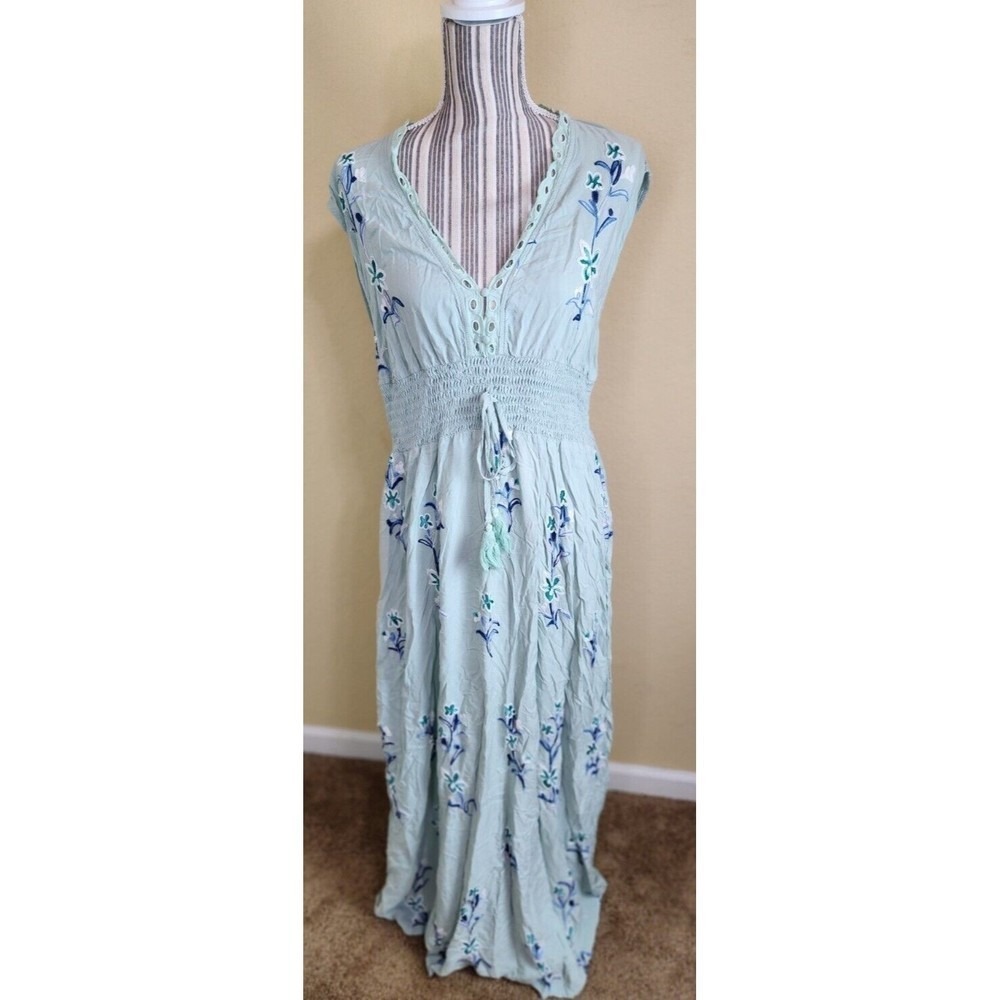 Hekka Mint Green Floral Embroidered Boho Maxi Dress XXL VNeck Smocked Waist Slit